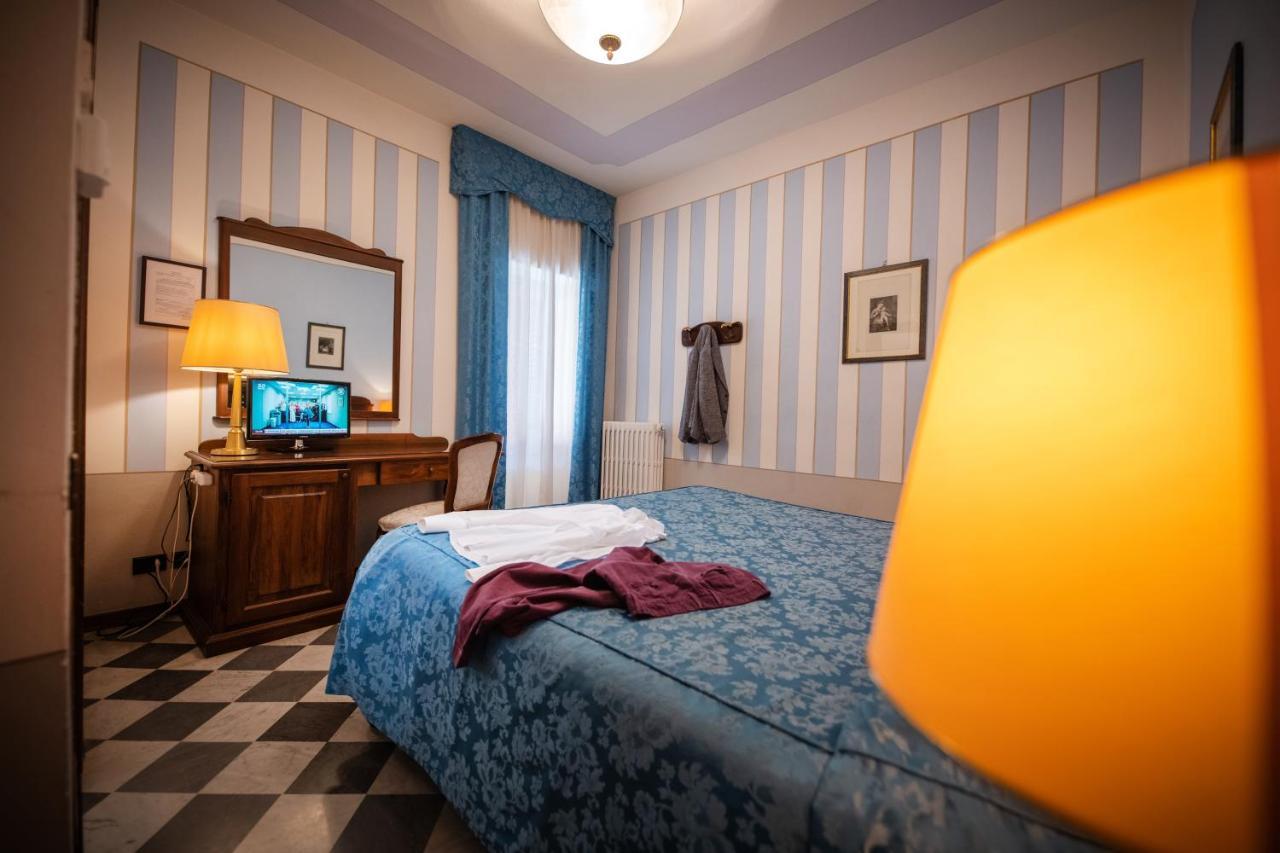 Park Hotel Regina - With Air-Condition And Pool Bagni di Lucca Exteriér fotografie
